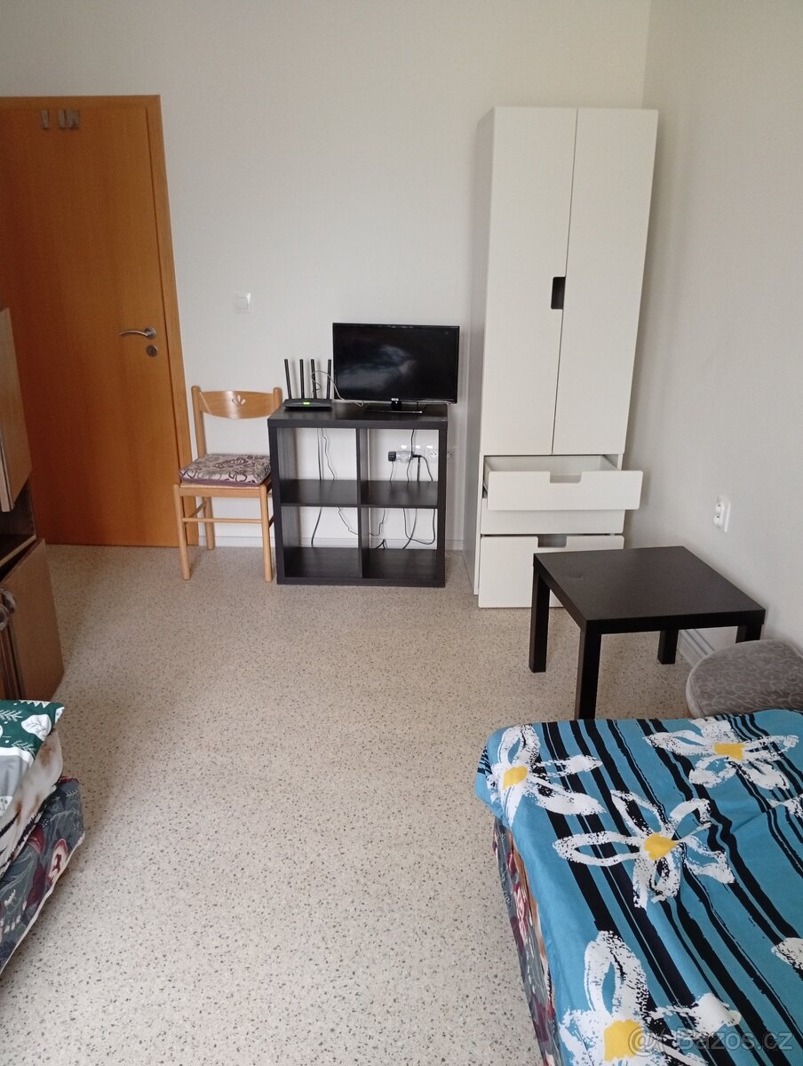 Levné ubytování pro montážní party i jednotlivce - 3