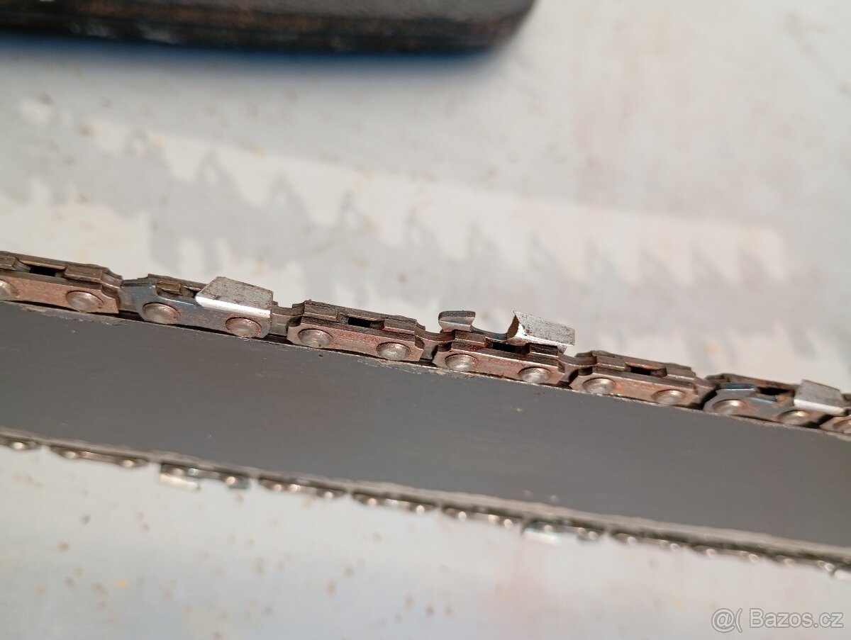 Motorová pila (k opravě) - 3