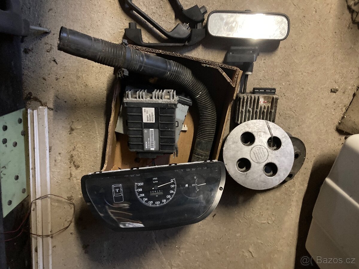 Fiat Uno Logo +Fire - 3