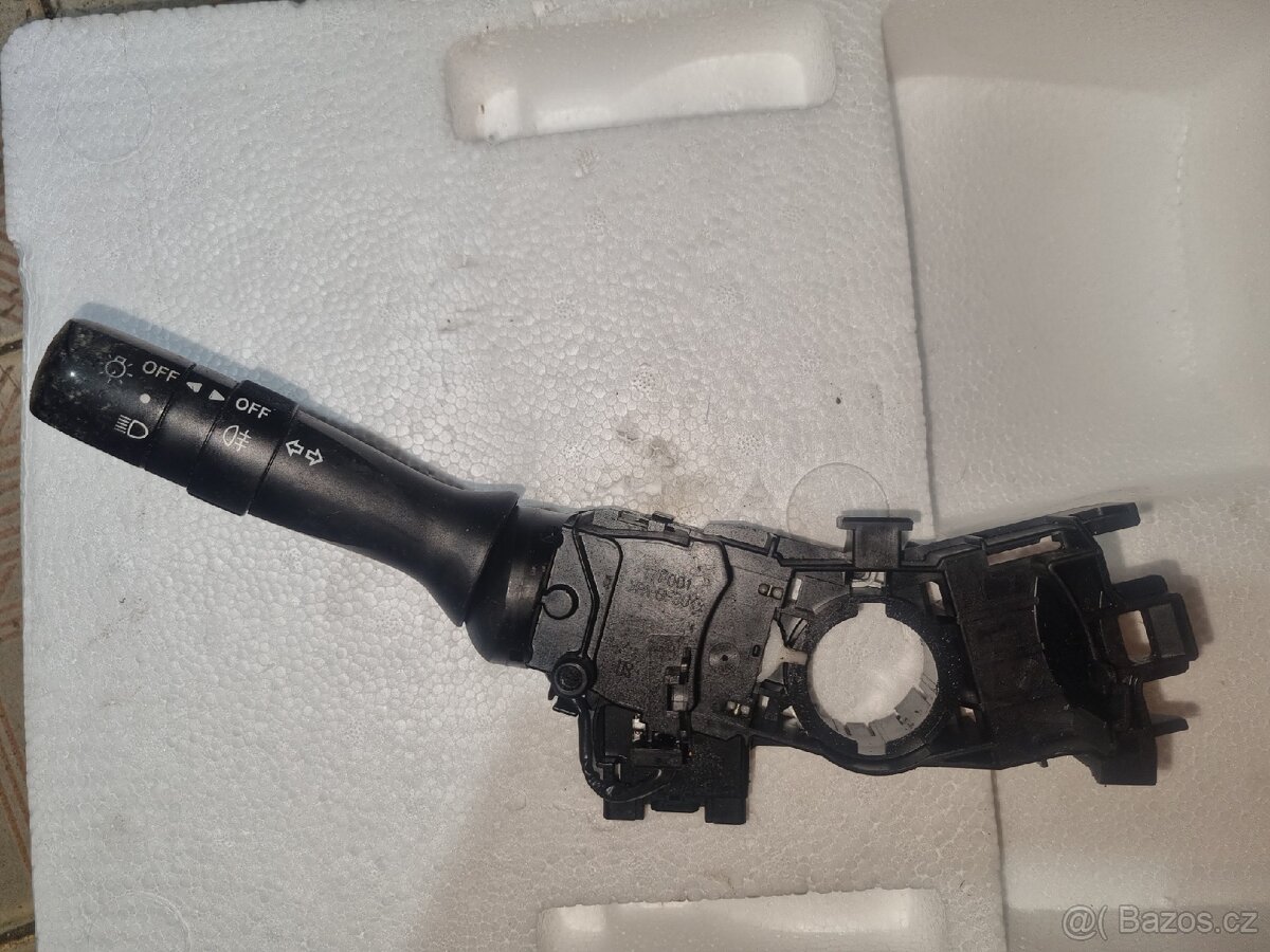 LEVNĚ Podvolantové páčky, přepínače PSA, Ford, Renault - 3