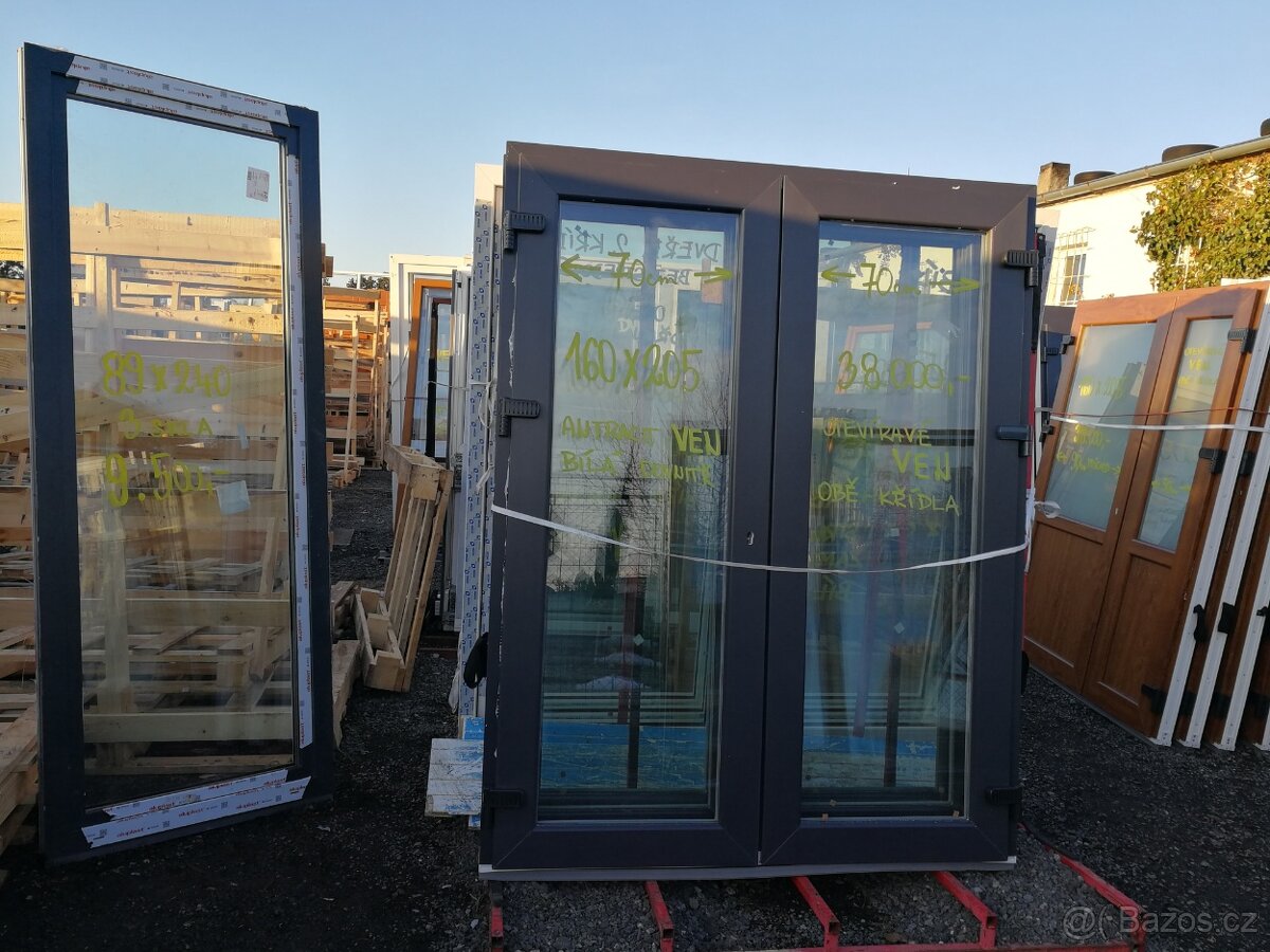 okno 3 skla šedé - 3