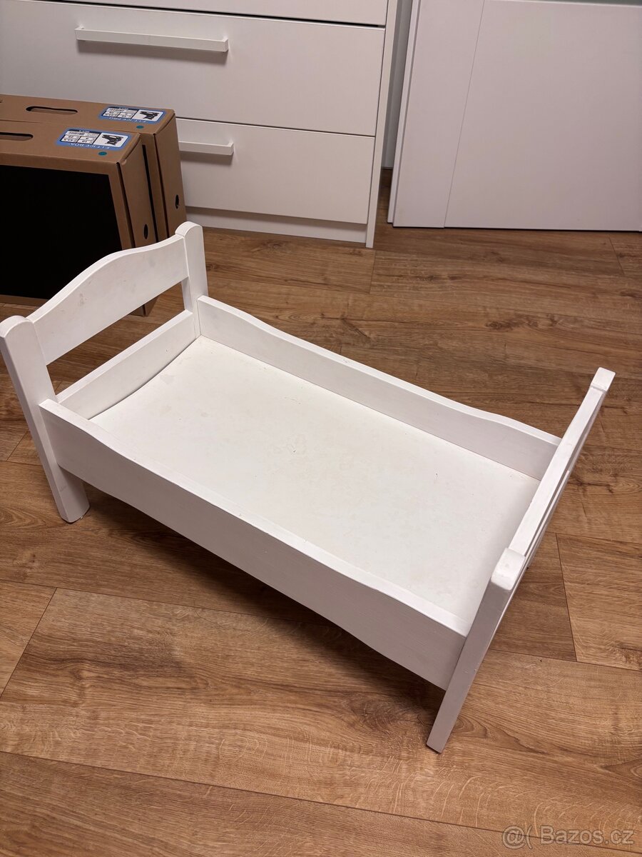 Dřevěná dětská postýlka pro panenky - 3