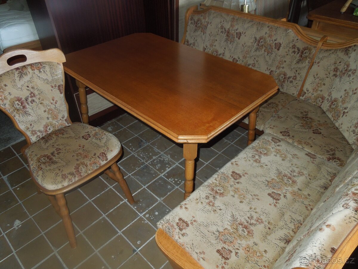 rohová lavice úložným prostorem - 3