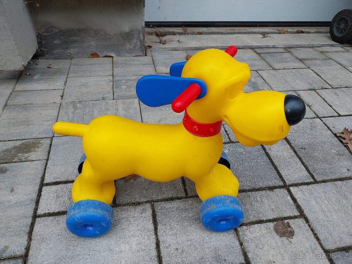 Plastový pejsek odrážedlo Teddies - 3