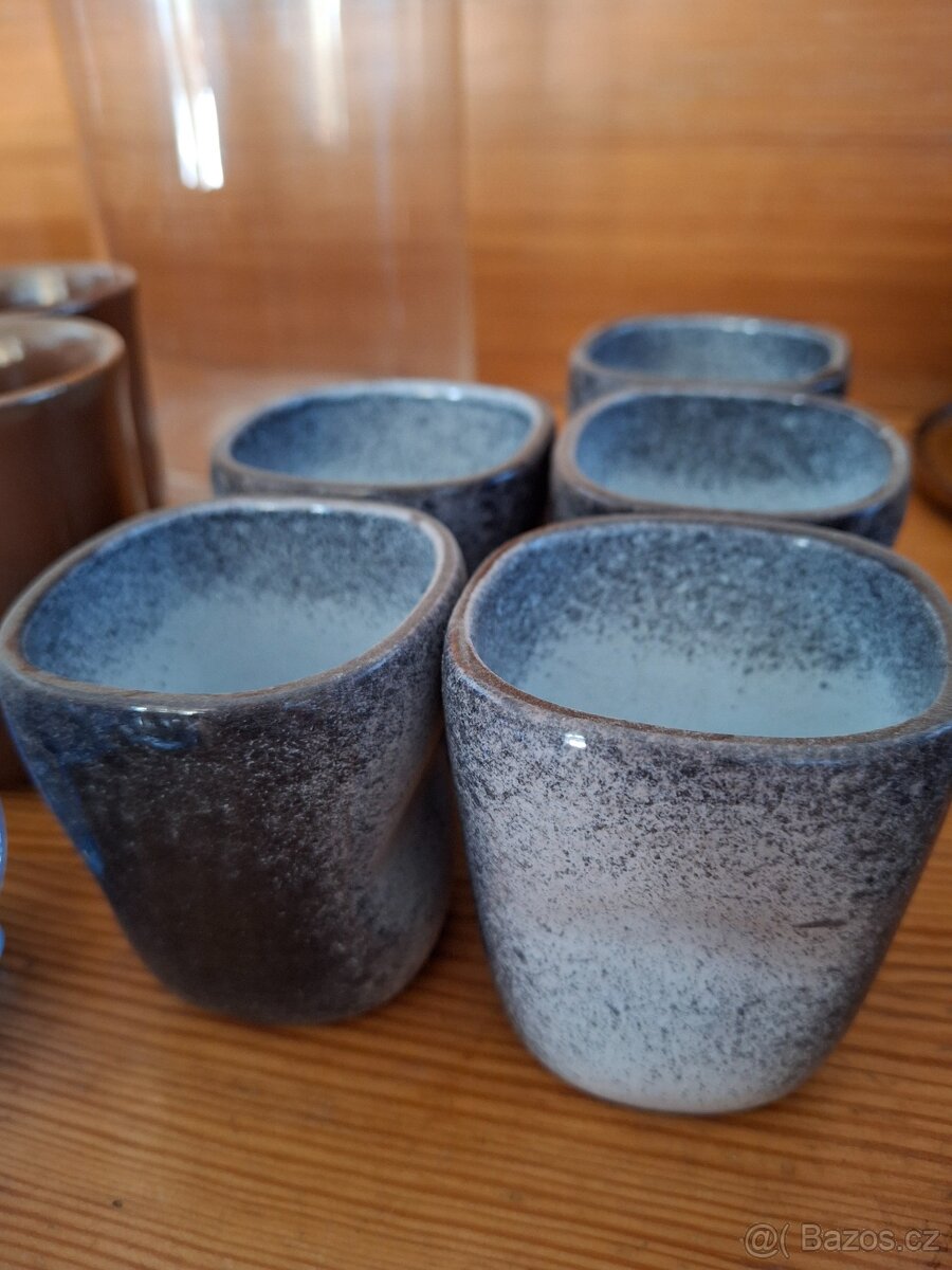 Hrničky - 3