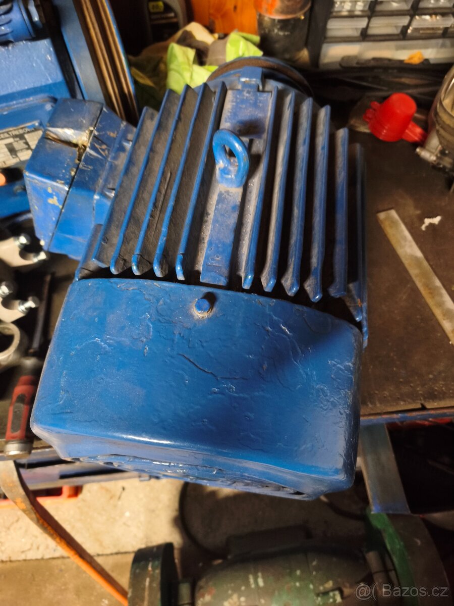 Elektromotor mez 7.5kw 2900ot - 3