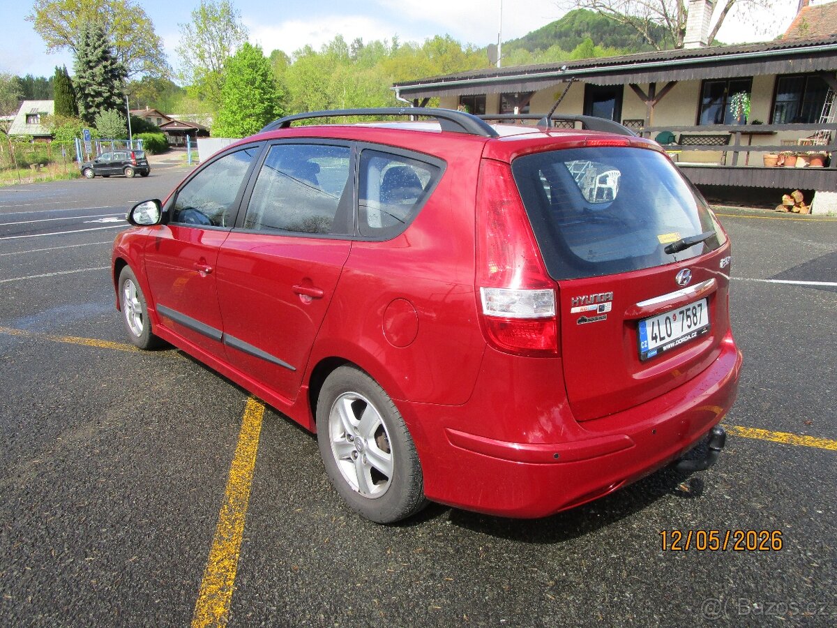 Hyundai i30 SW 1,4 benzín 80kw - 3