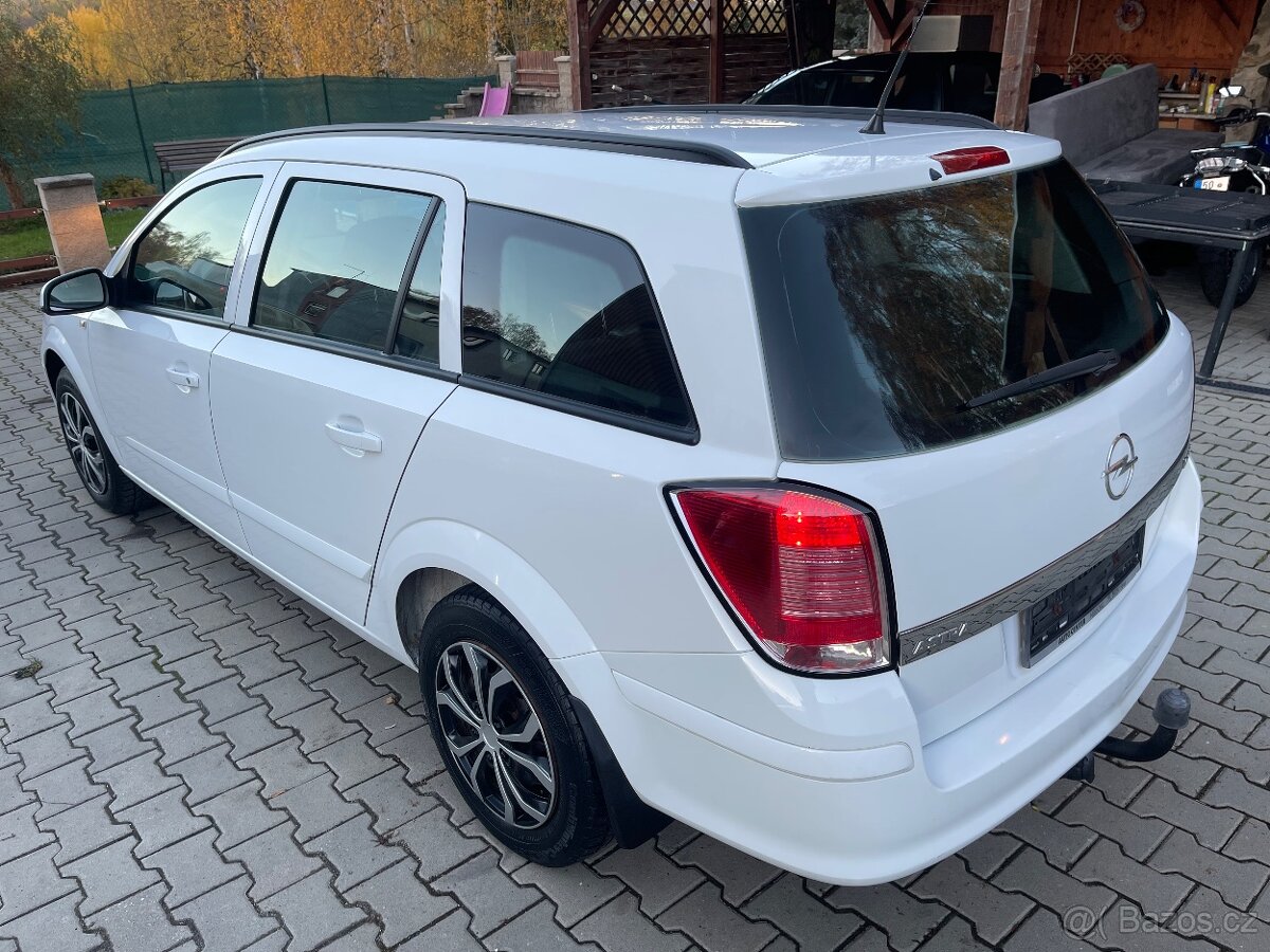 Opel Astra 1,6 i 77kw - 3