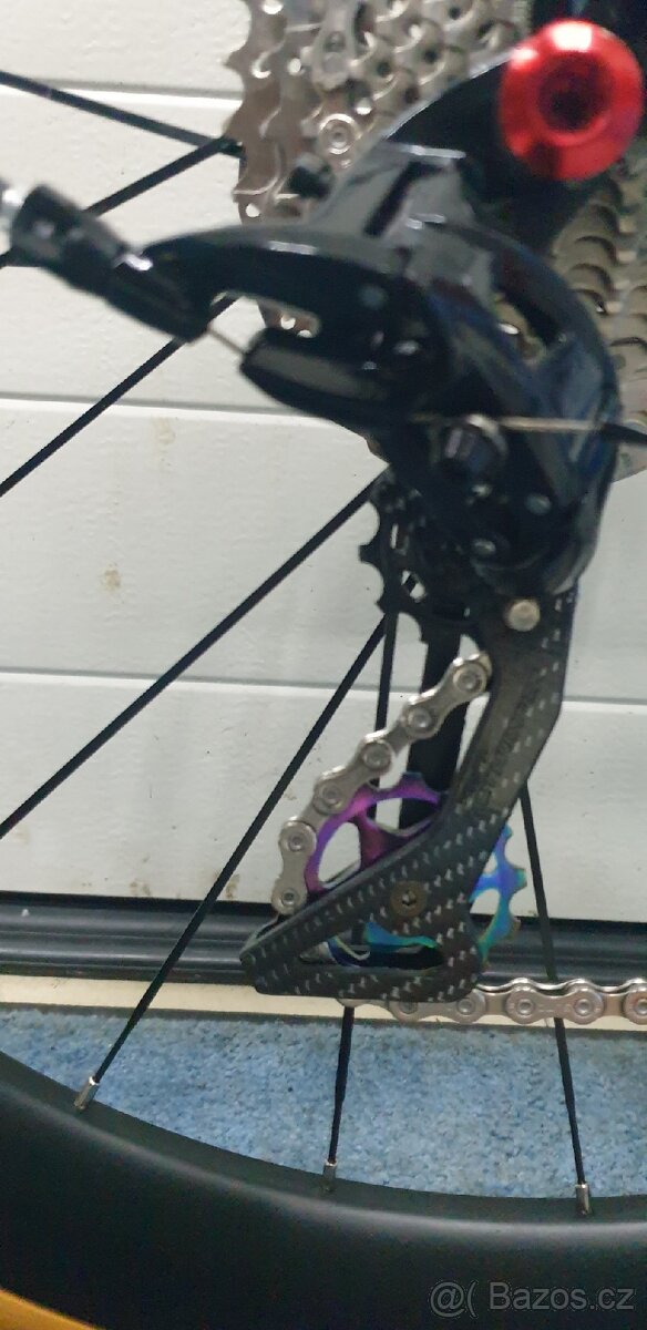 Nové celokarbonové silniční kolo Twitter R10 NOVÉ - 3