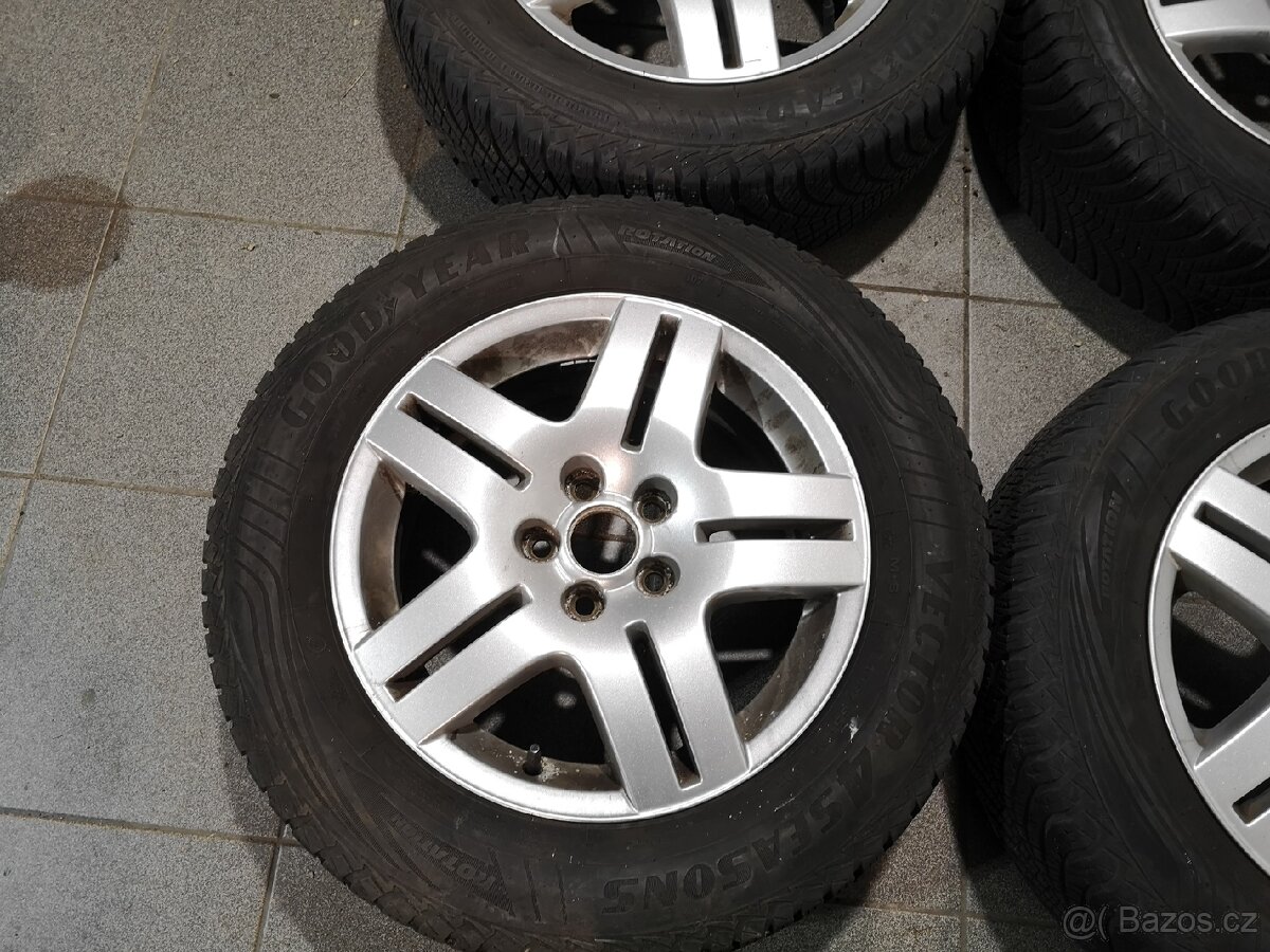 Vw Golf, Bora, Octavia alu + celoroční 195/65/15. - 3