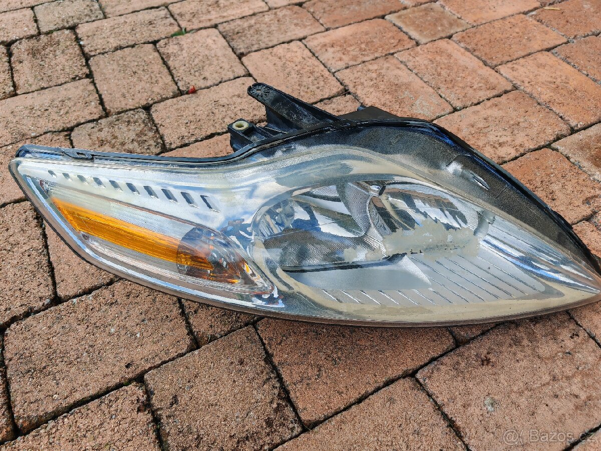 Přední pravý světlomet Ford Mondeo mk4 - 3