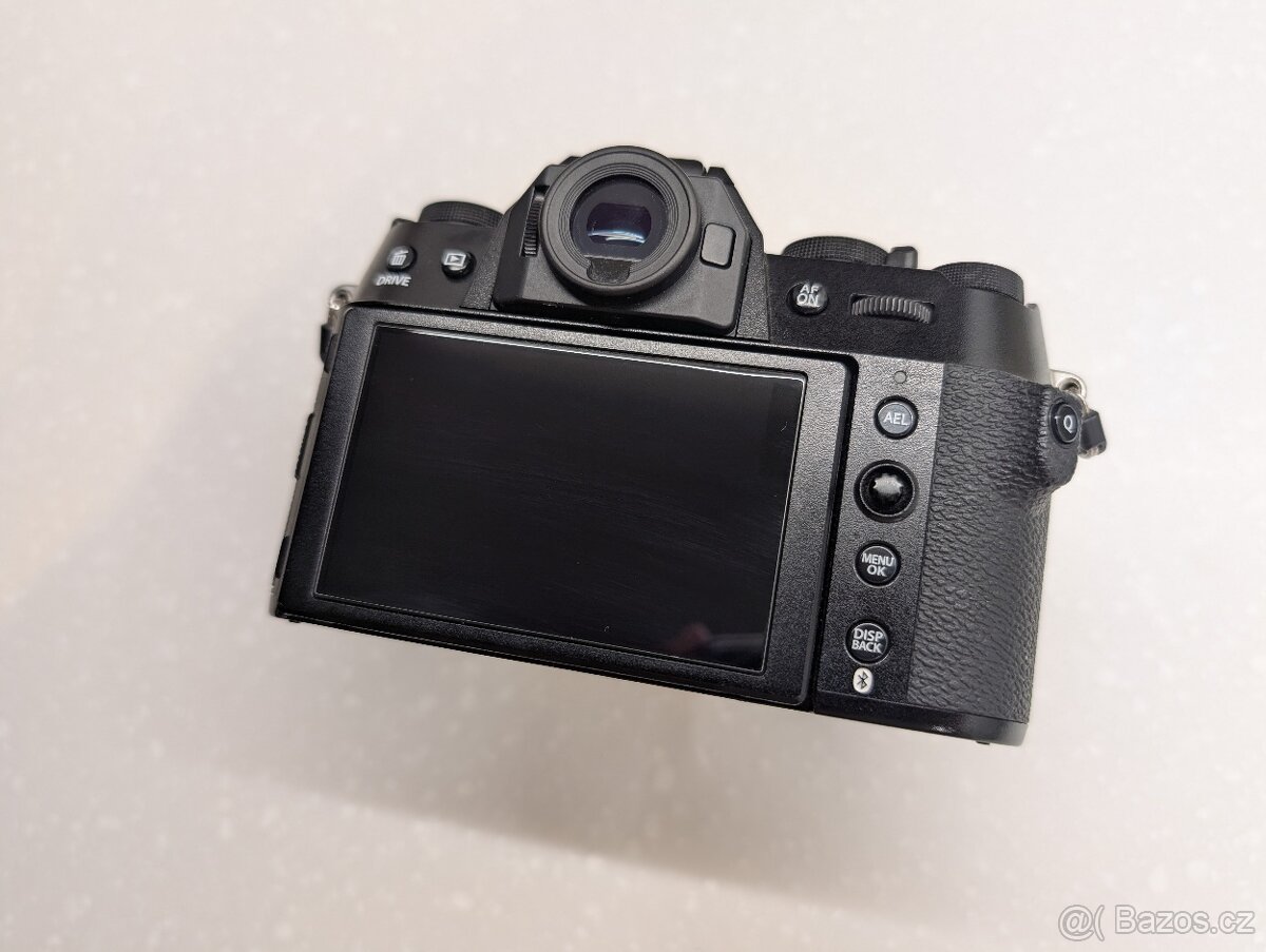 Fujifilm X-T50 černý (tělo) - 3