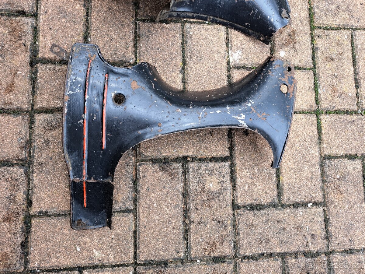 Jawa 150 352 125 351 - Podsedlové plechy - 3