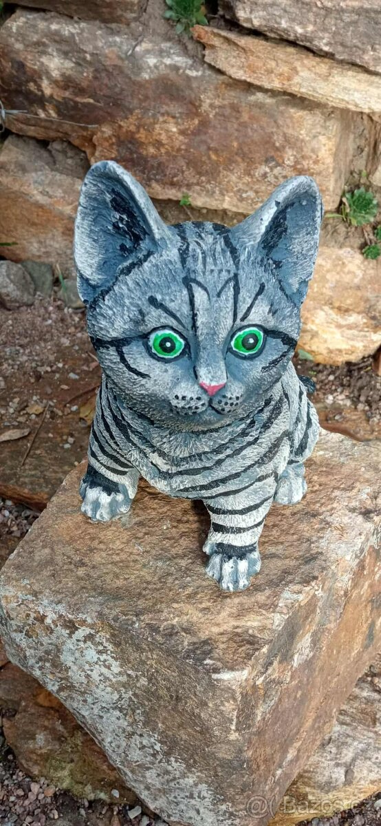 Zahradní dekorace- Sedící kotě 3 - 3