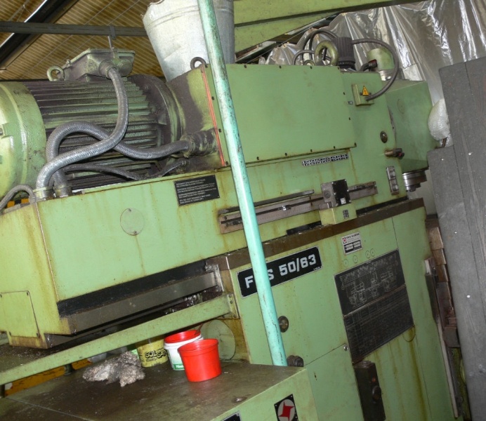 Frézka konzolová FGS 50/63 - 3