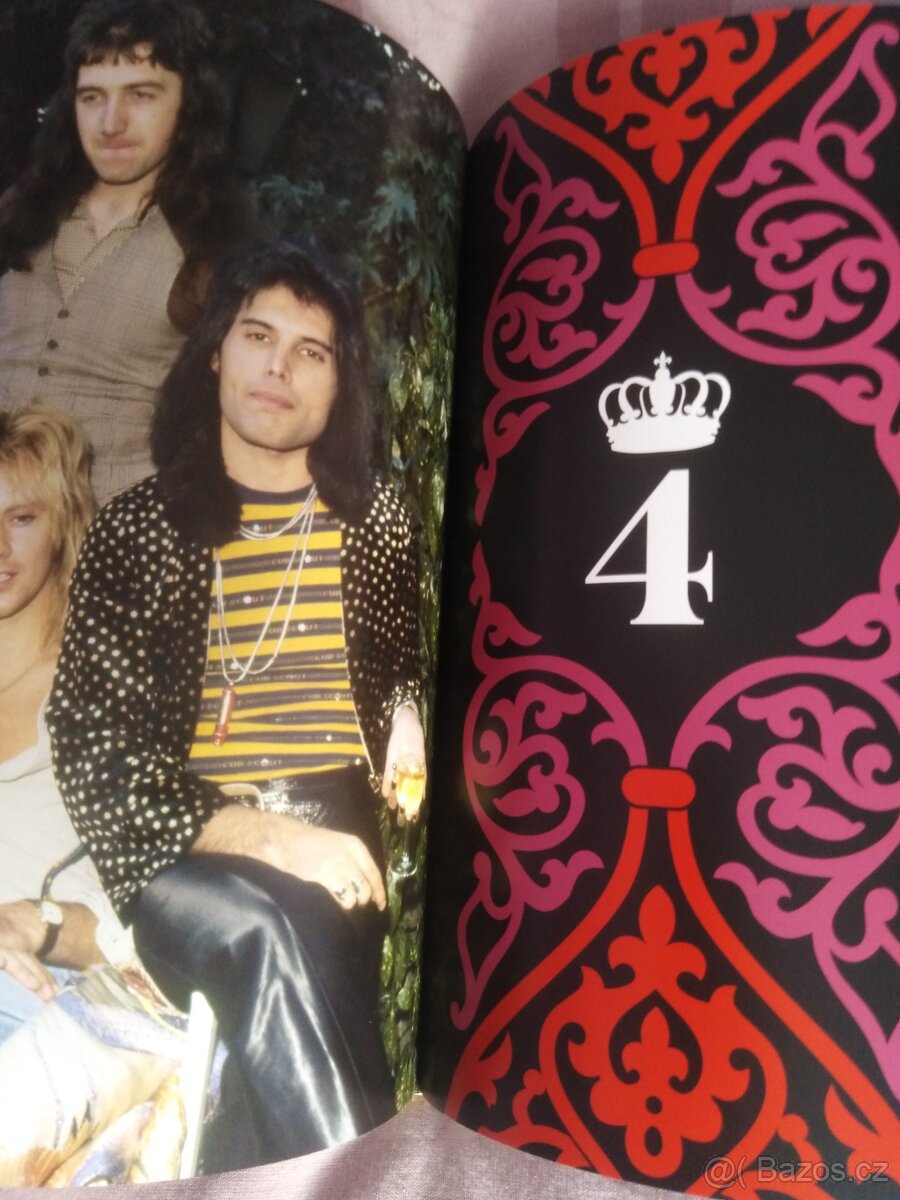 Queen A Night at the Opera kniha - 3