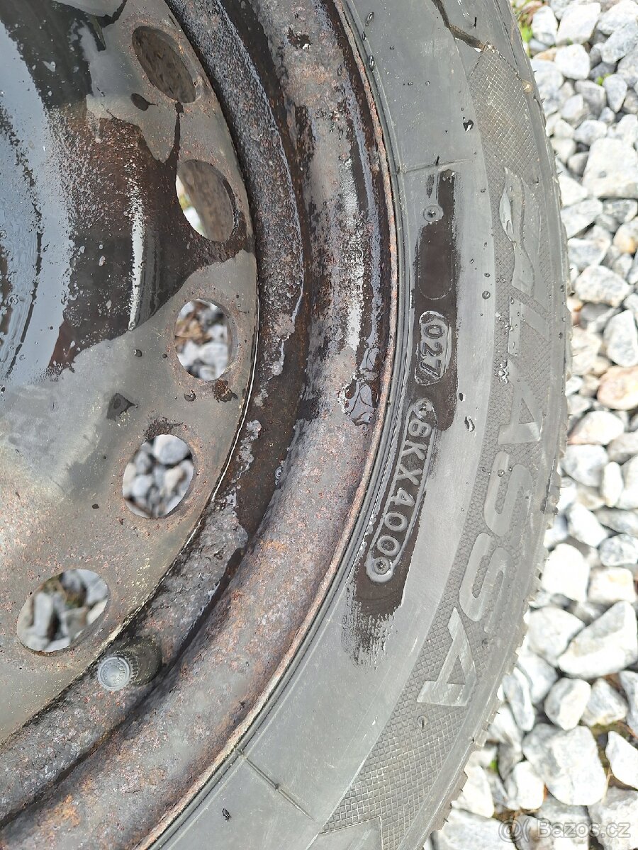 Zimni pneu ford focus prodám - 3