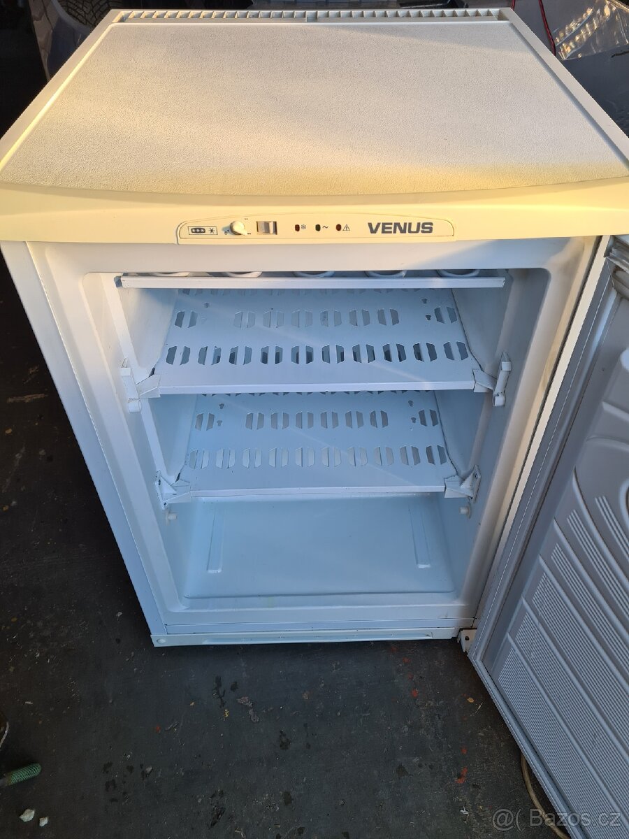 Mrazák 100 litrů - 3