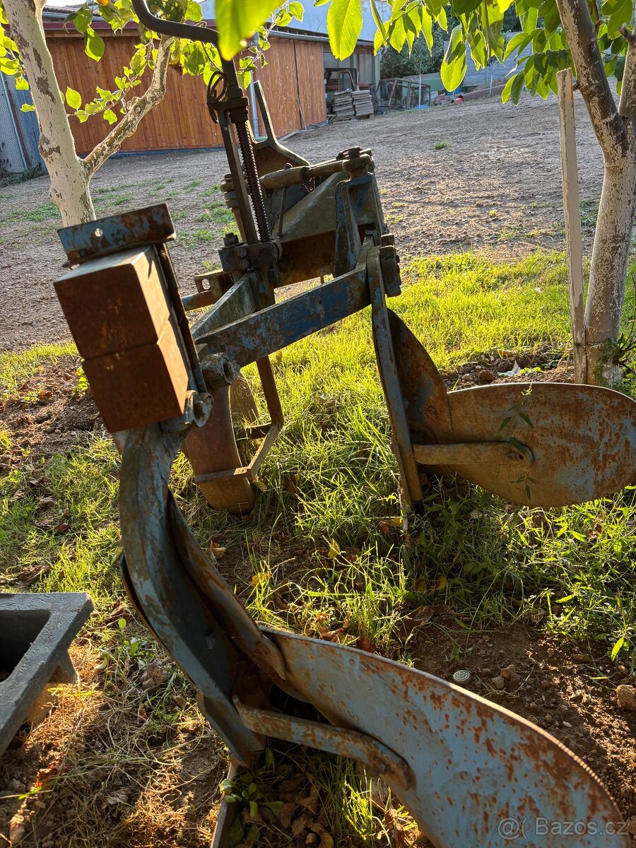 Pluh - 3