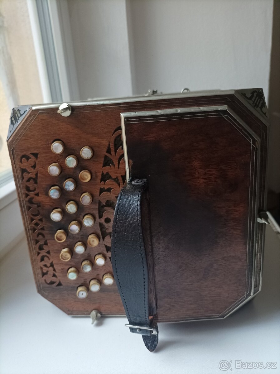 Harmonika (koncertina) EDA - 3