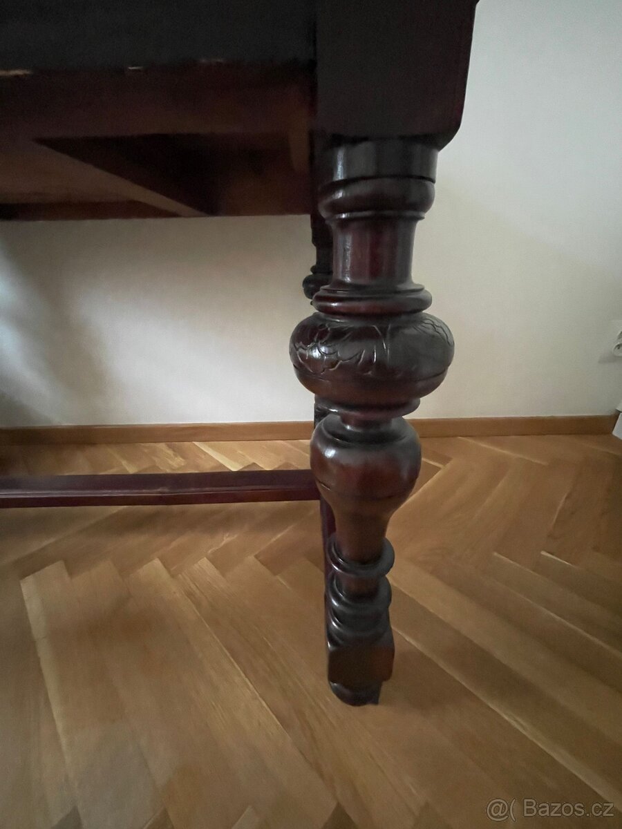 Starožitný stůl + židle - 3