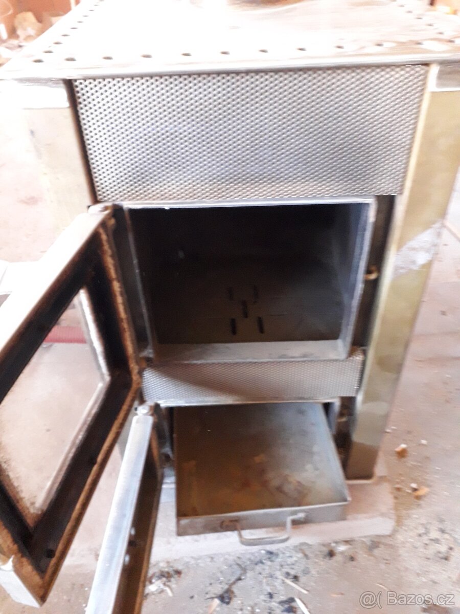 NEREZOVÁ KRBOVÁ KAMNA SE VZDUCHOVÝM VÝMĚNÍKEM - 3