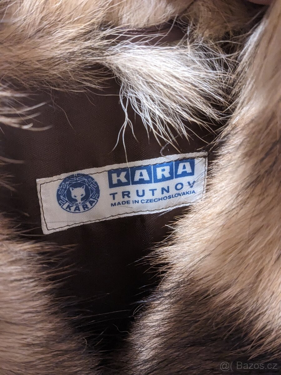 Zimní dámský kabát z kožichu polárního psa - 3