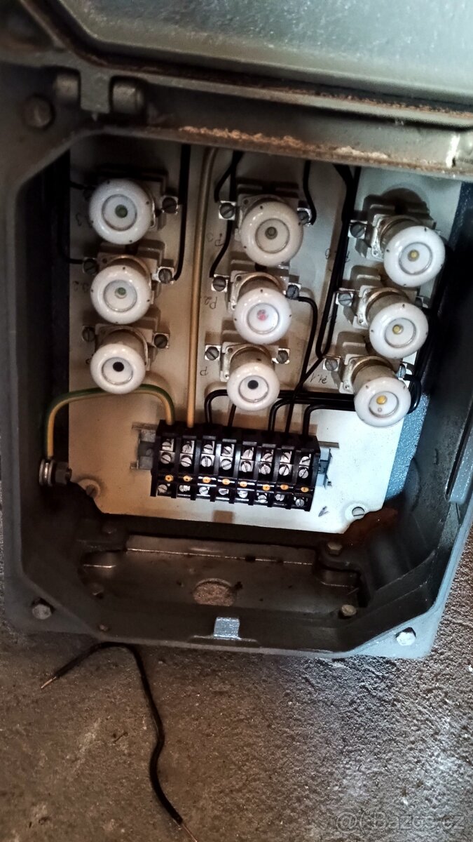 Stavební rozvaděč - 3