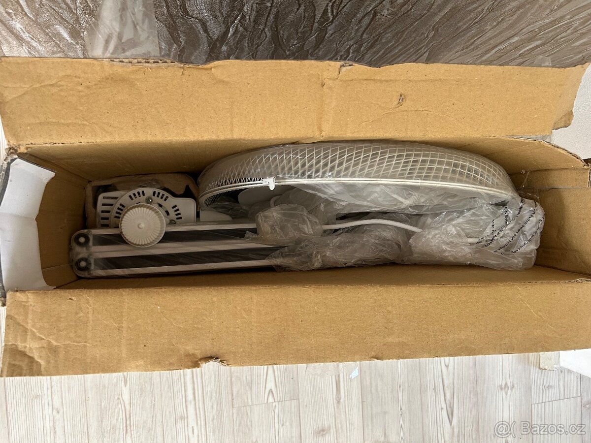 Vysoký nastavitelný stojanový ventilátor - 3