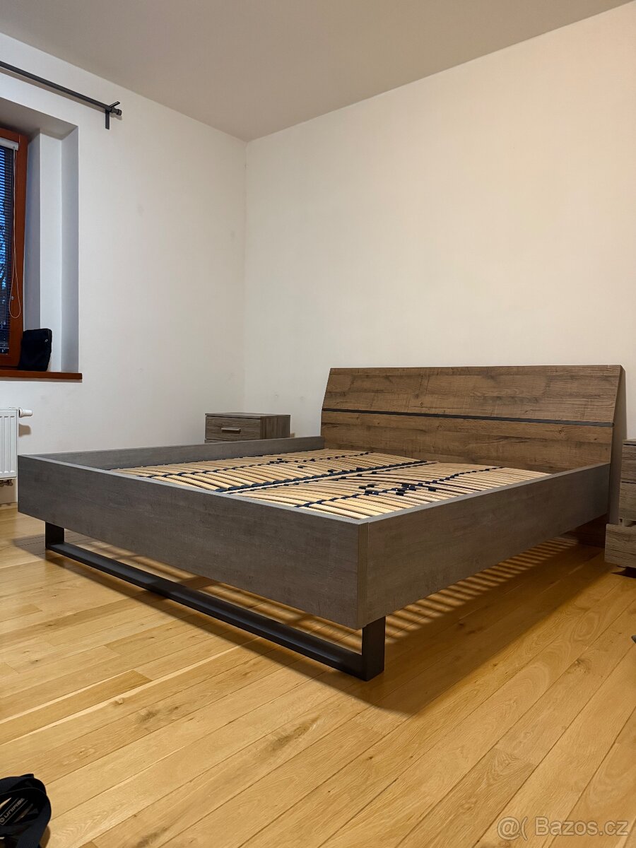 Manželská postel 180x200 včetně roštů - 3