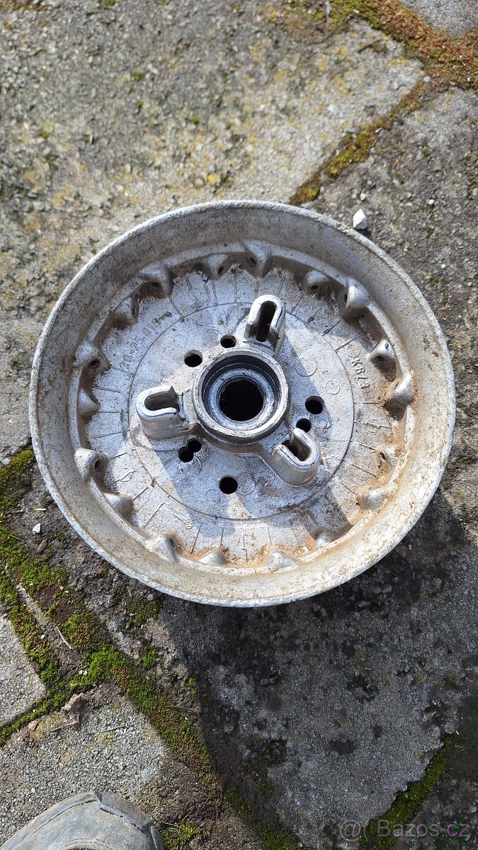 MZ ETZ 251 zadný náboj - 3