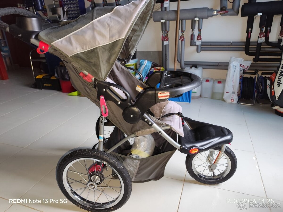 Dětský kočárek - 3