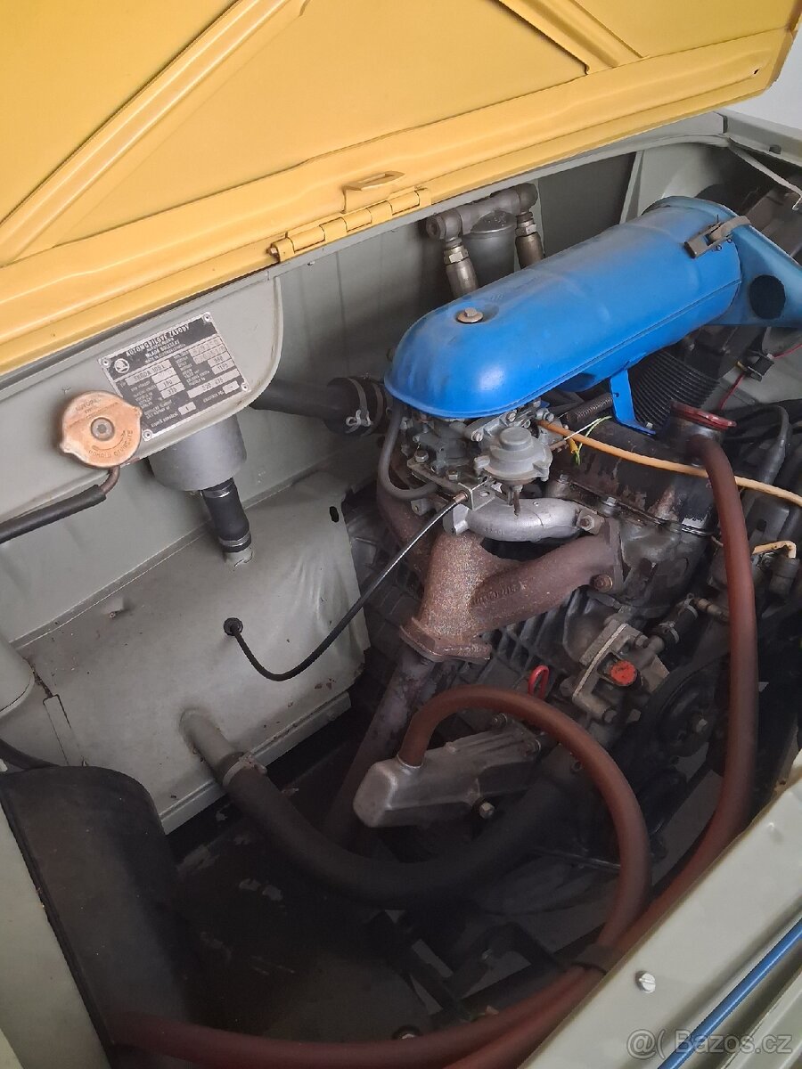 Škoda 120S rallye - 3