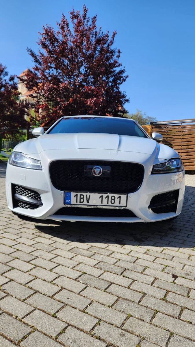Jaguar XF 3.0 V6 - 3