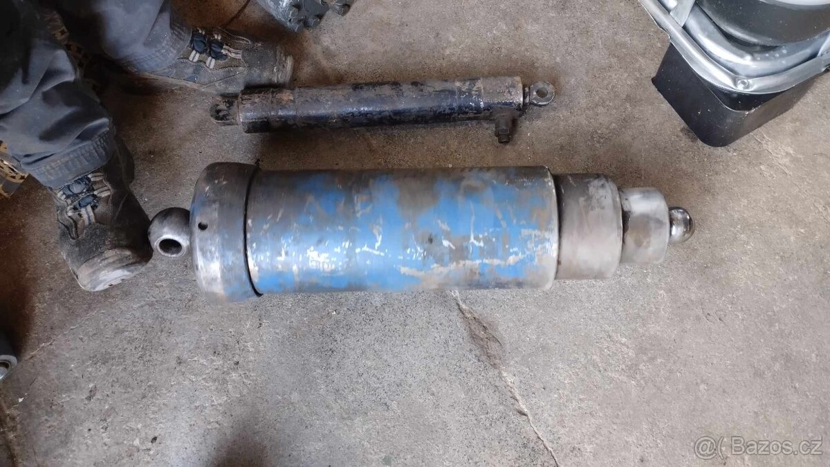 Prodám díly na foto. - 3