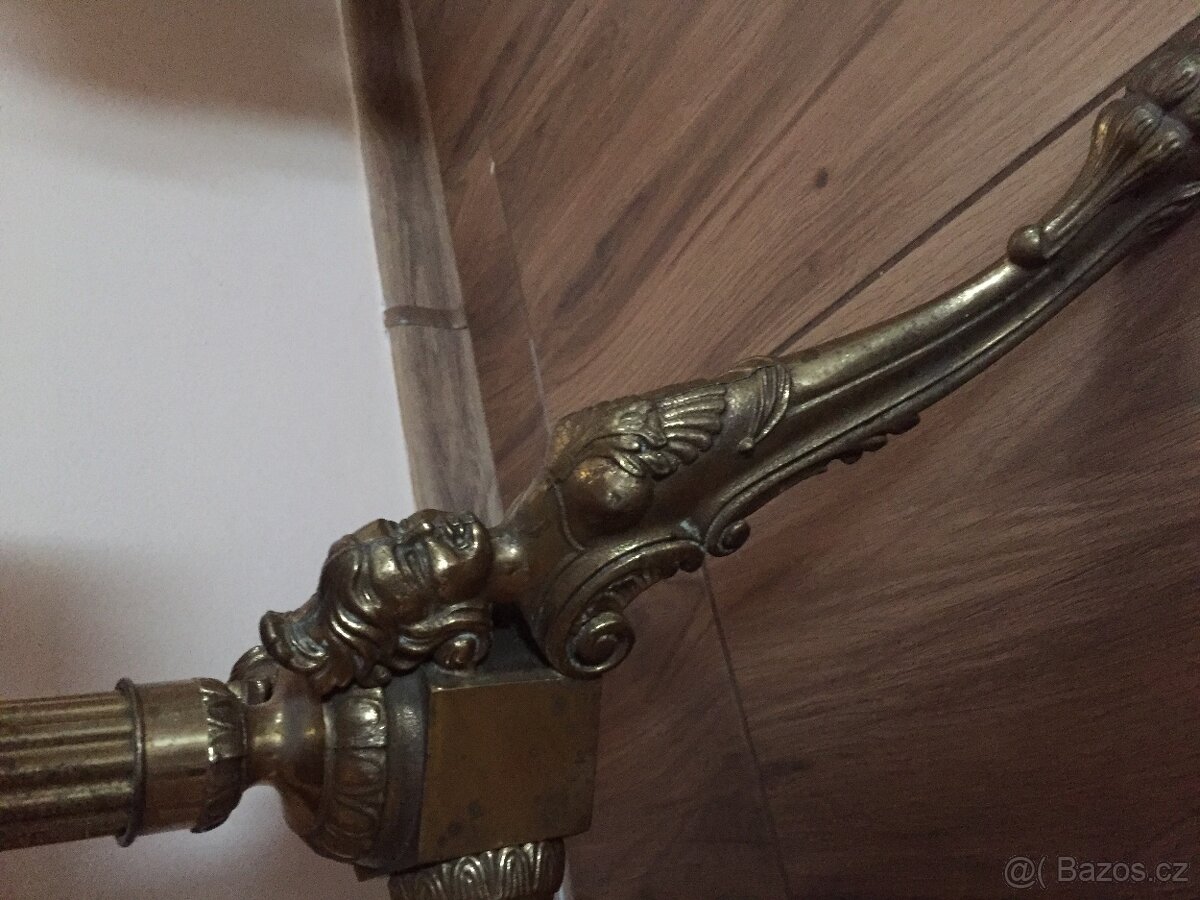 Konferenční stolek - 3