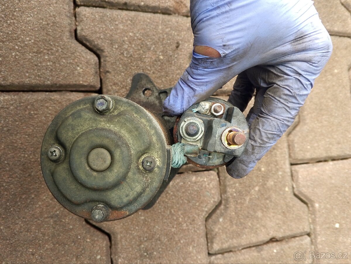 Startér Renault - 3