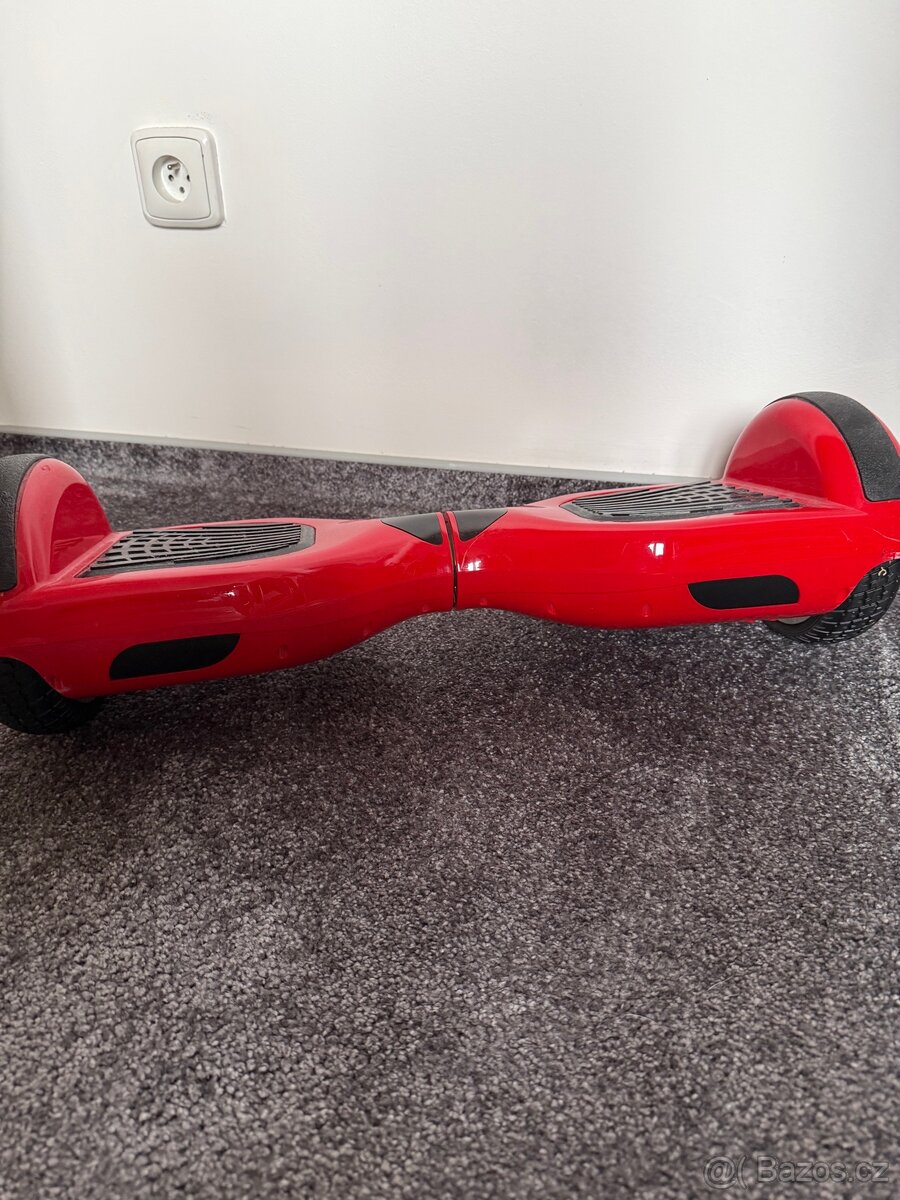 Červený hoverboard - 3