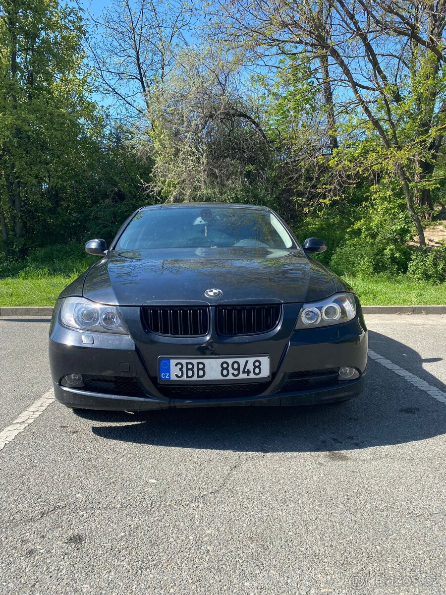 BMW E90 320D - 3