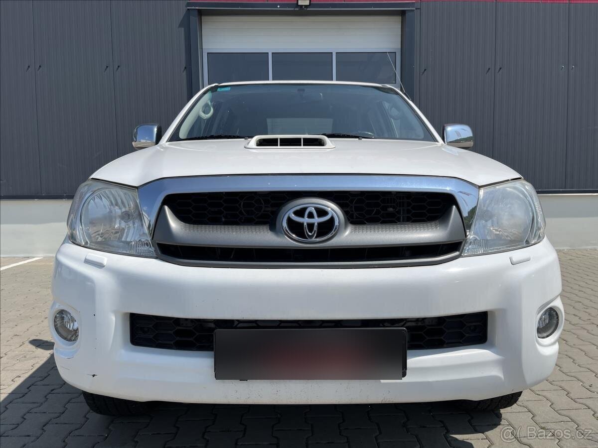Toyota Hilux 2,5 D-4D Double Cab Terra (2010)