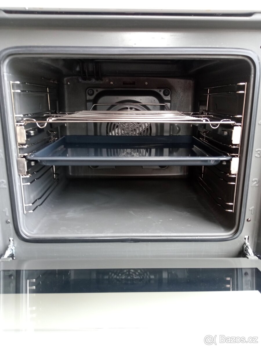 Elektrický sklokeramický sporák Amica ( skoro nový ) šíroký - 3