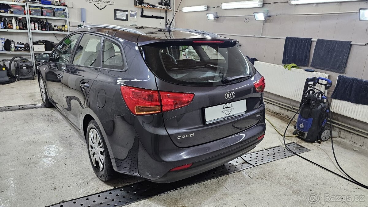 Prodám Kia ceed 1.6crdi sw 2013rv - 3