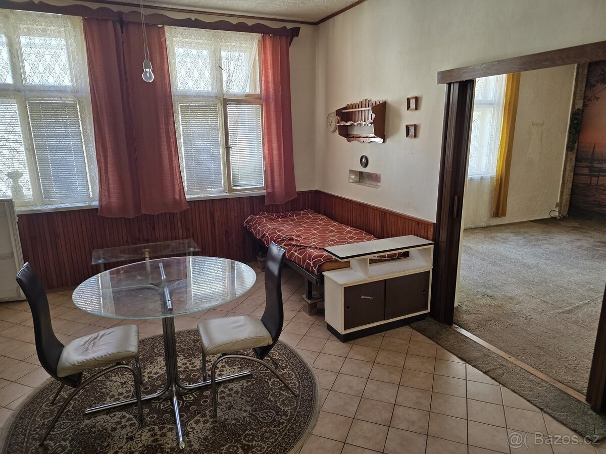 Pronájem bytu 3+kk 70 m2 v centru Kladna - 3