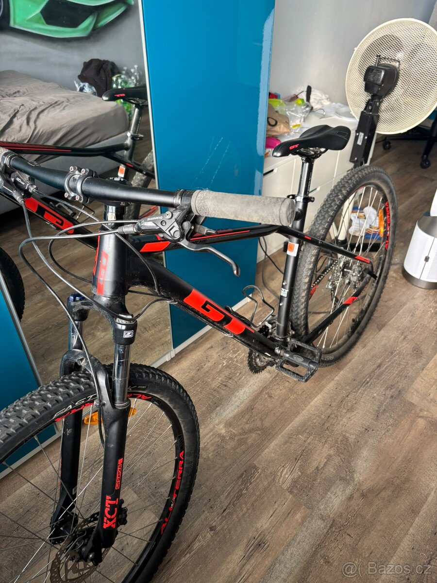 Horské kolo GT Avalanche 29 2016 černo/červené - 3