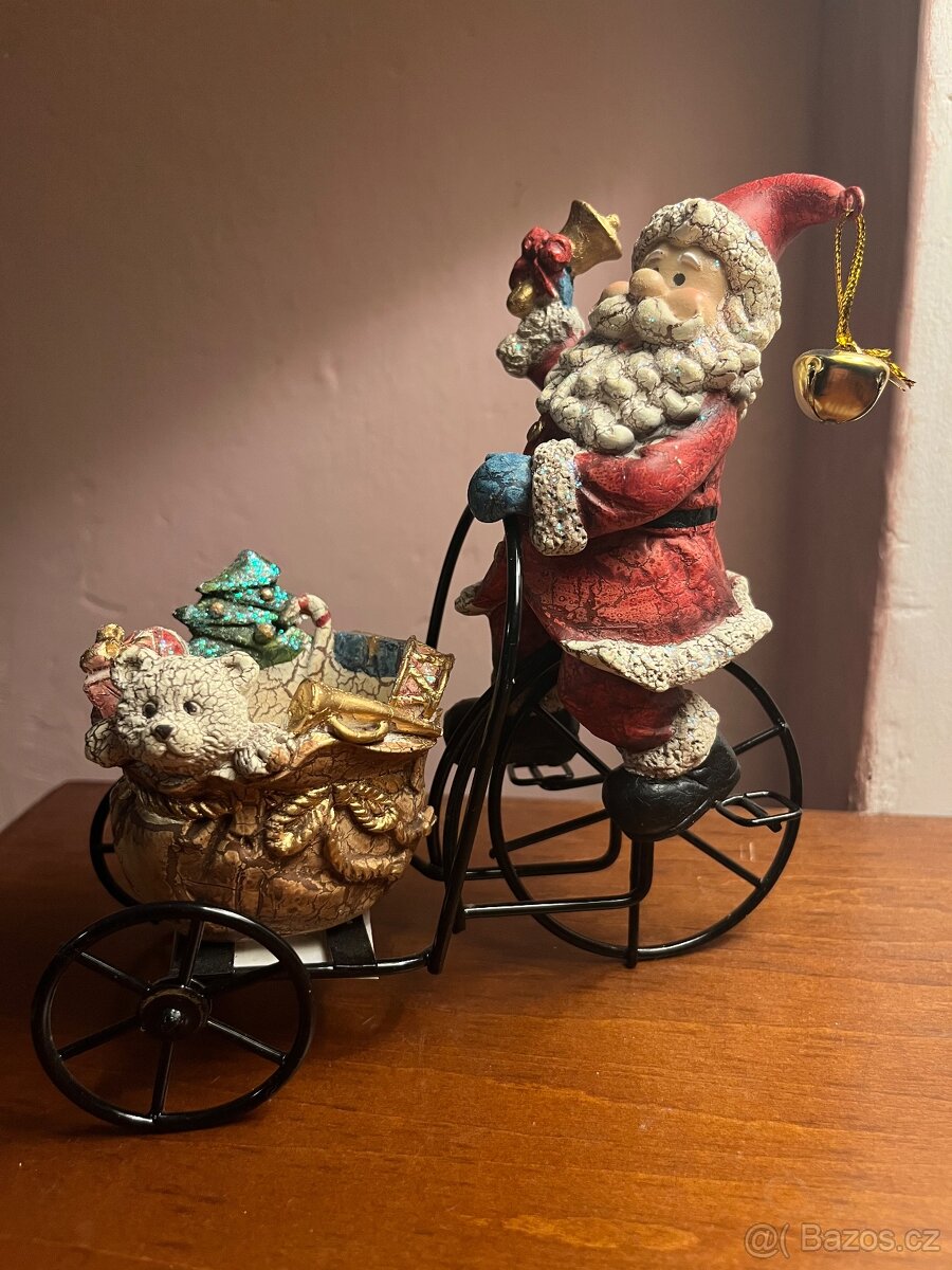 Santa Claus s rolničkou - 3