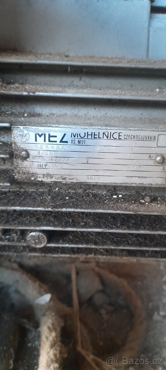 Elektromotor s převodovkou - 3