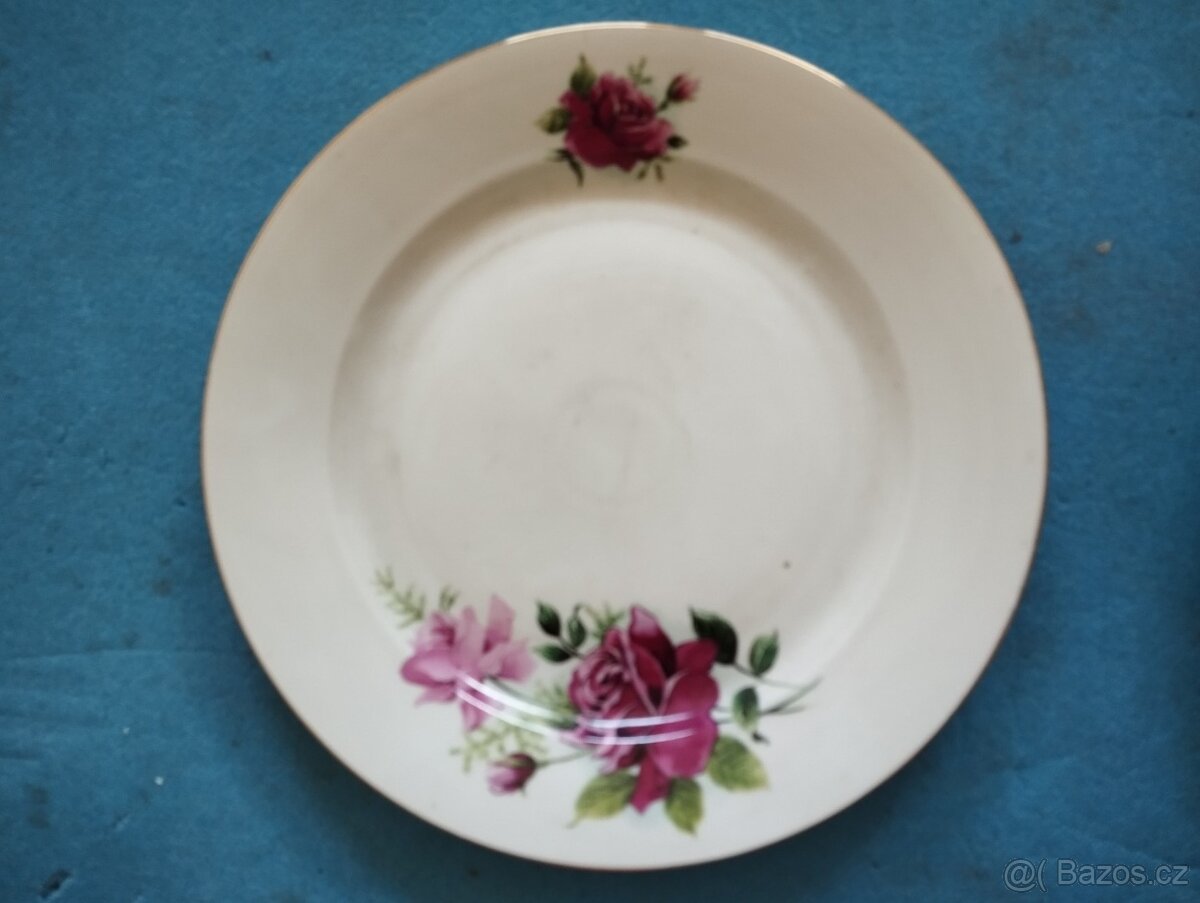 Váza orientální motiv, hrnky, porcelán aj. - 3