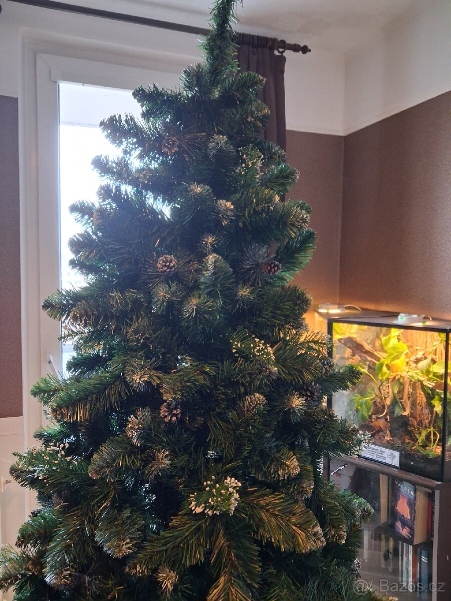 Umělý vánoční stromek - 3