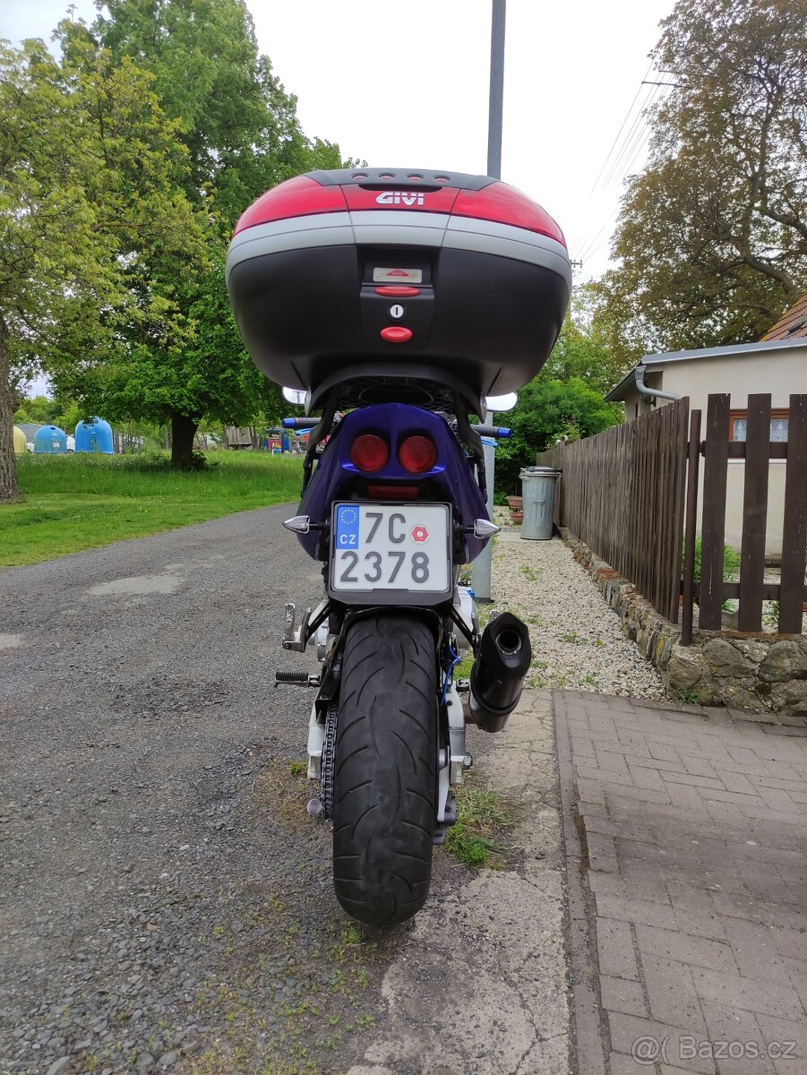 Fazer 1000 top stav s doplňky - 3