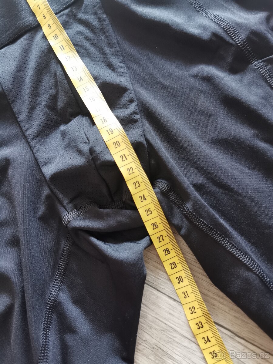 Nove bezecke leginy Nike panske - 3